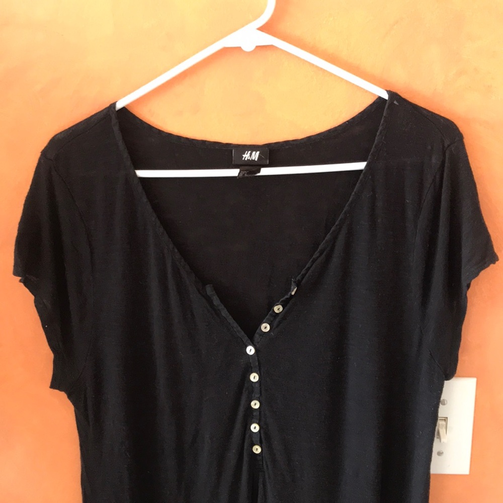 H&M | long quarter button up t shirt